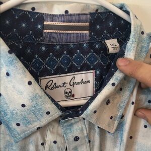 Robert Graham Navy and Light Blue Men's Shirt